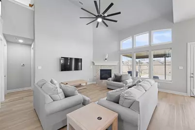 7243 Brisa Road, Grand Prairie, TX 75054 - Photo 4