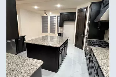 1114 Backbay Drive, Irving, TX 75063 - Photo 10