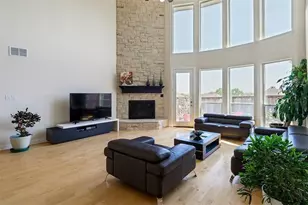 1114 Backbay Dr, Irving, TX 75063 - Photo 4