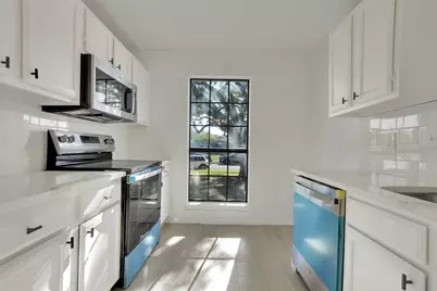 615 Red Coat Lane, Arlington, TX 76002 - Photo 8