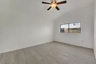 615 Red Coat Ln, Arlington, TX 76002 - Photo 24