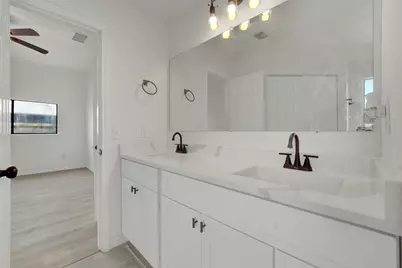 615 Red Coat Lane, Arlington, TX 76002 - Photo 16