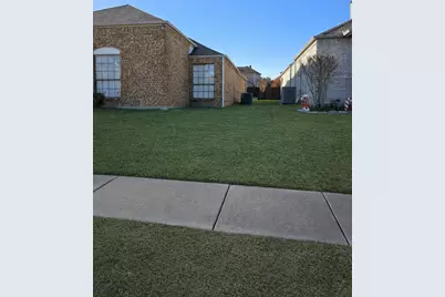 715 Snapdragon Trail, Mesquite, TX 75149 - Photo 2