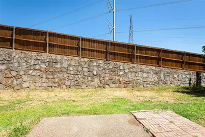 1215 Nocona Drive, Irving, TX 75063 - Photo 34