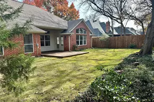 7302 Heritage Oaks Ct, Arlington, TX 76001 - Photo 26