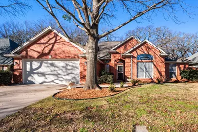 7302 Heritage Oaks Court, Arlington, TX 76001 - Photo 1