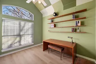 7302 Heritage Oaks Ct, Arlington, TX 76001 - Photo 24