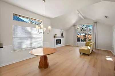 7302 Heritage Oaks Court, Arlington, TX 76001 - Photo 12