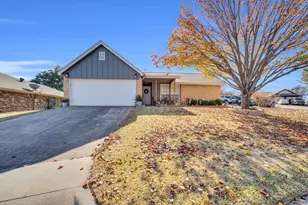 2605 Shasta Ct, Fort Worth, TX 76133 - Photo 1