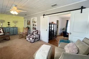 1208 Carolina St, Graham, TX 76450 - Photo 4