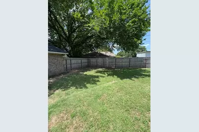 1200 Corvadura Street, Graham, TX 76450 - Photo 4