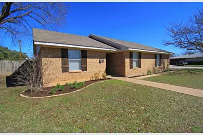 1200 Corvadura Street, Graham, TX 76450 - Photo 2