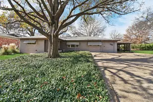 115 N Wisteria St, Mansfield, TX 76063 - Photo 1