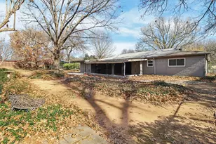 115 N Wisteria St, Mansfield, TX 76063 - Photo 32