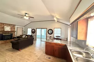 108 Point O View St, Gun Barrel City, TX 75156 - Photo 14