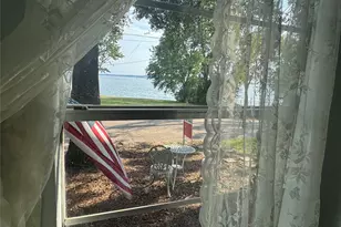 108 Point O View St, Gun Barrel City, TX 75156 - Photo 8