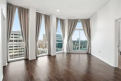 500 Throckmorton Street #1409, Fort Worth, TX 76102 - Photo 2