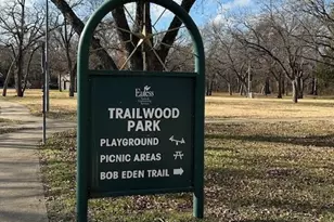 204 Trailwood Dr, Euless, TX 76039 - Photo 38