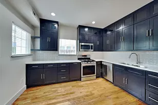 1023 N Madison Ave, Dallas, TX 75208 - Photo 10