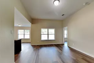 1334 Barrel Dr, Dallas, TX 75253 - Photo 6