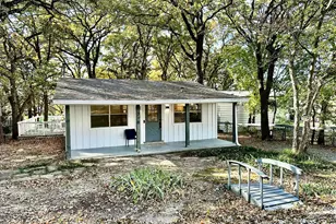 318 Windsor Dr, Pottsboro, TX 75076 - Photo 16