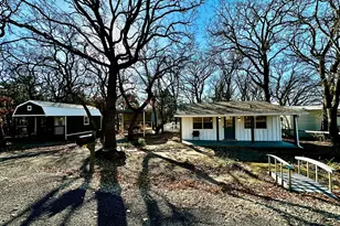 318 Windsor Dr, Pottsboro, TX 75076 - Photo 32