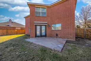 8107 Colwick Ln, Arlington, TX 76002 - Photo 2