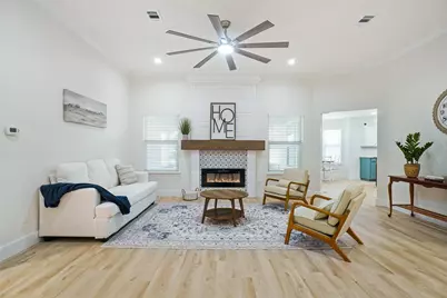 302 Robins Way, Granbury, TX 76048 - Photo 1