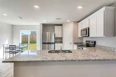 107 Annabelle Street, Cleburne, TX 76031 - Photo 8