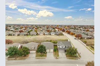 10981 Hawks Landing Road, Fort Worth, TX 76052 - Photo 32