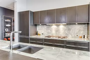 1717 Arts Plz, Dallas, TX 75201 - Photo 6