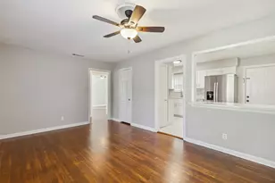 832 Bowie St, Garland, TX 75040 - Photo 6