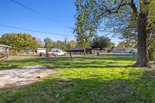 832 Bowie St, Garland, TX 75040 - Photo 22