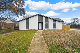 4940 Watkins Dr, The Colony, TX 75056 - Photo 2