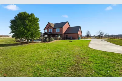 102 Van Meter Drive, Aurora, TX 76078 - Photo 1