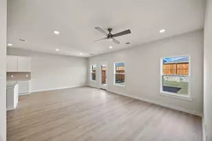 731 Carson Dr, Forney, TX 75126 - Photo 6