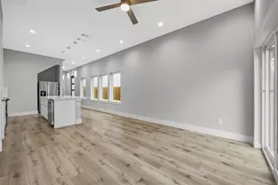 2505 Birmingham Ave, Dallas, TX 75215 - Photo 2