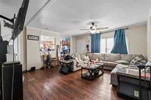 204 S Wickham St, Alvord, TX 76225 - Photo 4