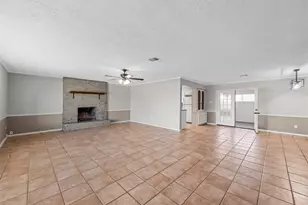 309 N Orchard Dr, Rosebud, TX 76570 - Photo 4