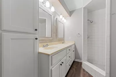 309 N Orchard Drive, Rosebud, TX 76570 - Photo 14