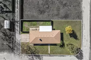 309 N Orchard Dr, Rosebud, TX 76570 - Photo 22