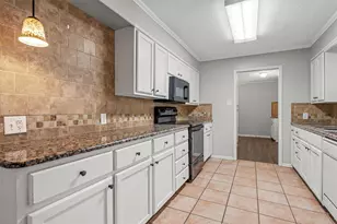 309 N Orchard Dr, Rosebud, TX 76570 - Photo 8