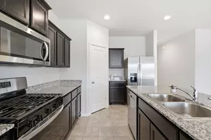 3613 Ridgeway Ln, Denton, TX 76226 - Photo 6