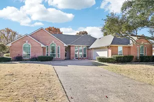 303 James Dr, Heath, TX 75032 - Photo 1