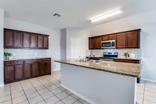 542 Clearlake Dr, Waxahachie, TX 75165 - Photo 6