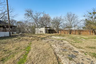319 S Rogers Street, Covington, TX 76636 - Photo 32