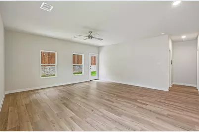 369 Declan Street, Springtown, TX 76082 - Photo 8