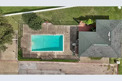 1402 S Carrier Parkway #110, Grand Prairie, TX 75051 - Photo 6