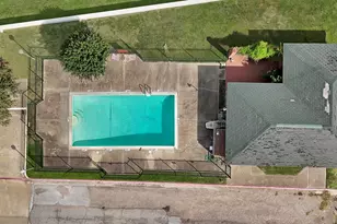 1402 S Carrier Pkwy, Grand Prairie, TX 75051 - Photo 6