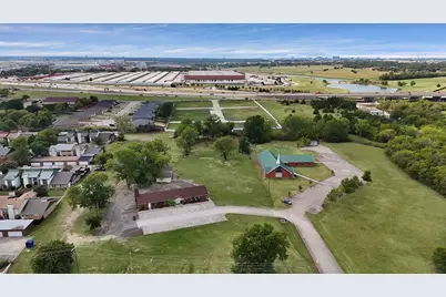 1402 S Carrier Parkway #110, Grand Prairie, TX 75051 - Photo 8